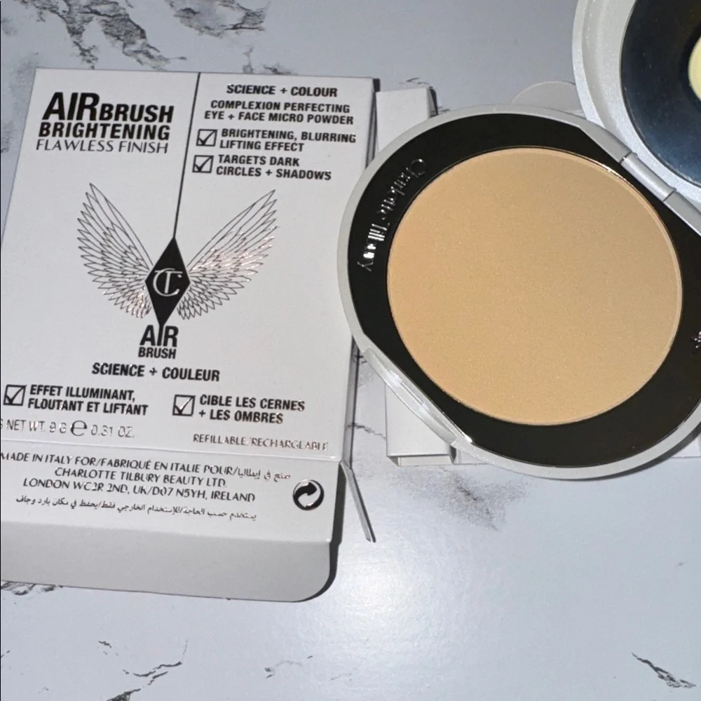 NWT Charlotte Tilbury brightening finishing powder: tan deep Never used
